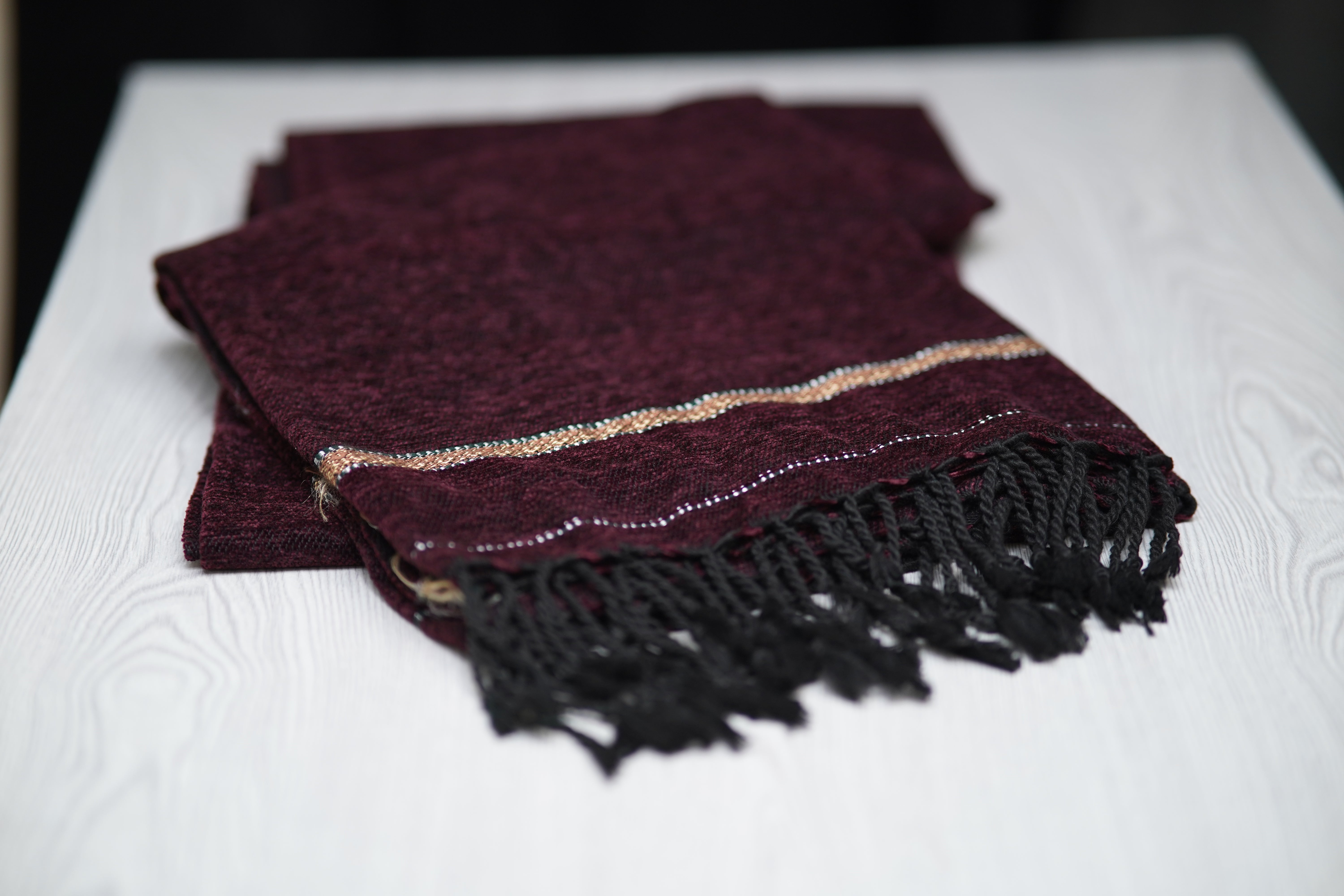 PREMIUM QUALITY JACQUARD WARM MEROON VELVET SHWAL